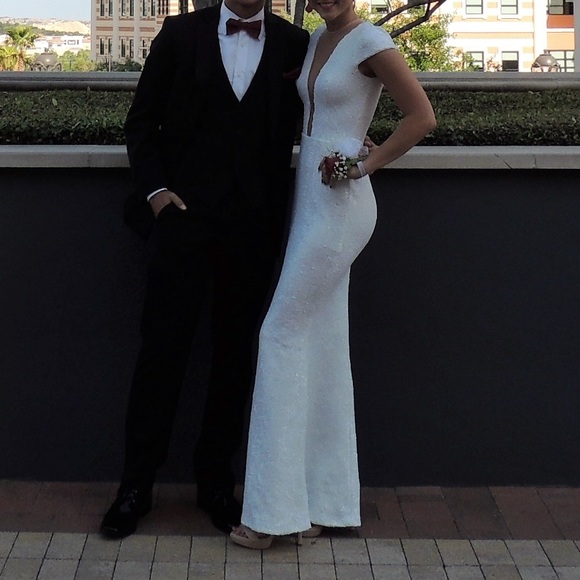 Prom dress - Picture 3 of 3